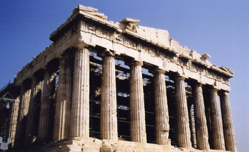 Fachada del Partenón en Grecia