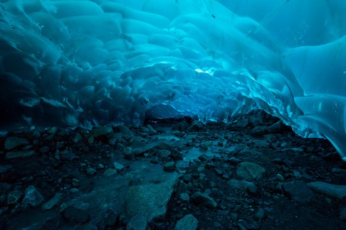 Rocas dentro del glaciar